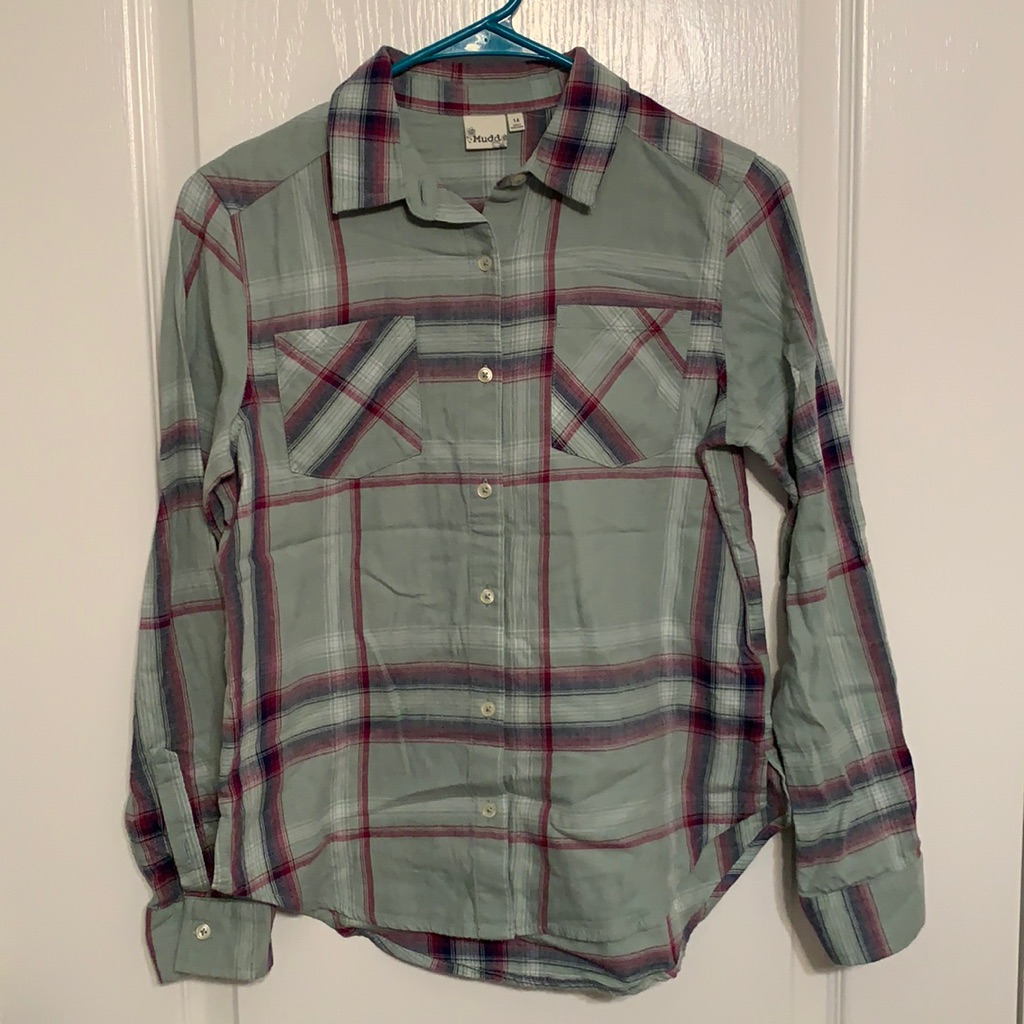 Girl’s L/S Light Flannel Buttonup Top By Mudd 14